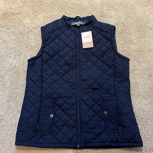 Serra- Navy- Quilted Vest- Ladies Medium- New with tags - Picture 1 of 6